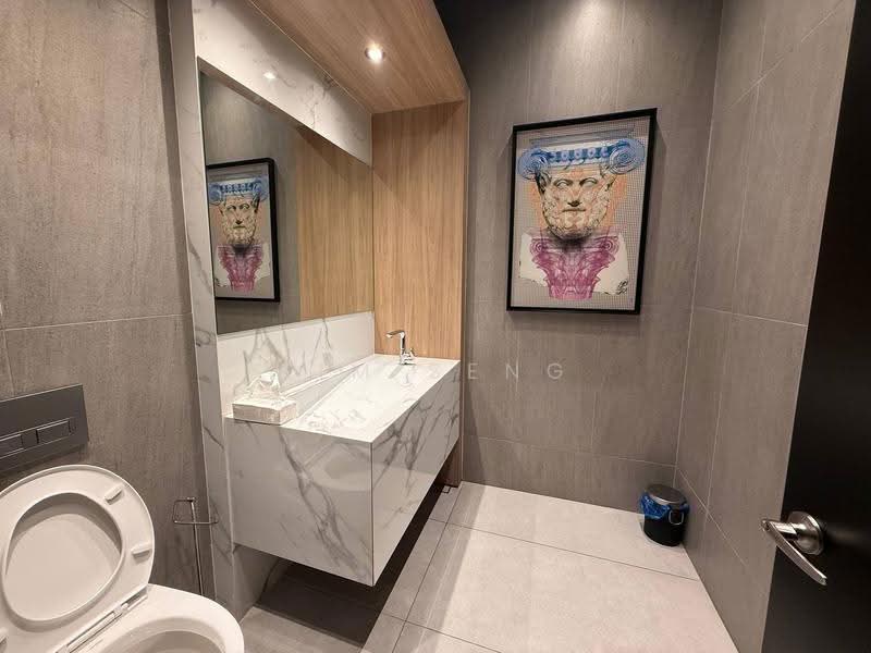 Factory for Rent in Johor Bahru (Johor) - Kim Seng - Bathroom - PropertyGuru.com.my