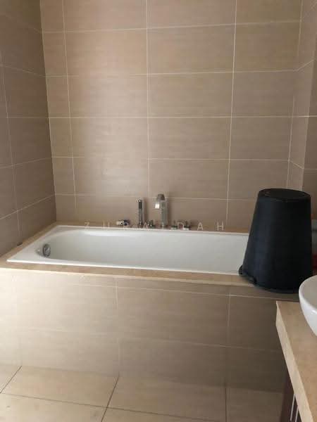 Rumah Berkembar untuk Dijual di Cheras (Selangor) - Zuraidah Dan - Bathroom - PropertyGuru.com.my