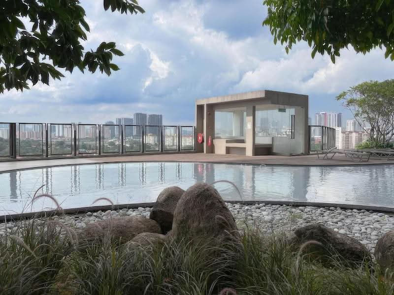 Kediaman Servis untuk Disewa di Kenwingston Platz - Jason Ong - Pool - PropertyGuru.com.my