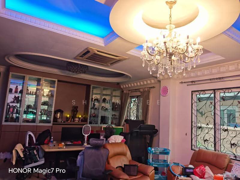 Rumah Berkembar untuk Dijual di Taman Naga Emas (Salak South) - Shaun Lee - Interior - PropertyGuru.com.my