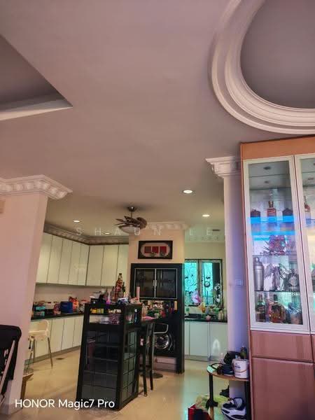 Rumah Berkembar untuk Dijual di Taman Naga Emas (Salak South) - Shaun Lee - Kitchen - PropertyGuru.com.my