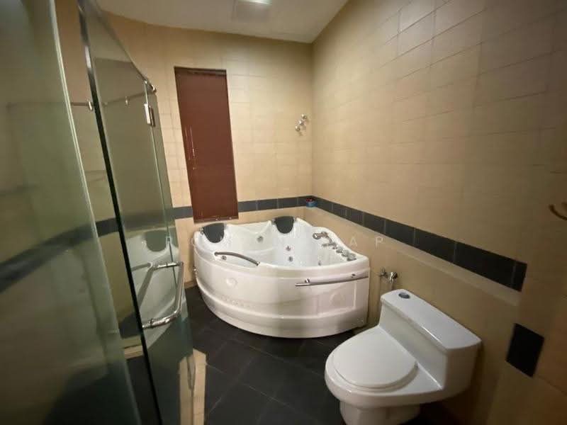 Bungalow House for Sale in Kepong (Kuala Lumpur) - Roman Yap - Bathroom - PropertyGuru.com.my