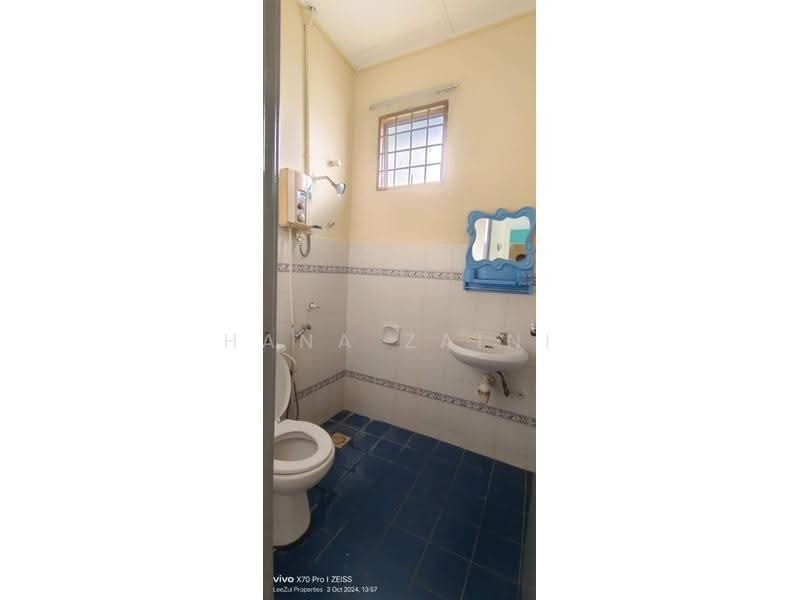 Rumah Berkembar untuk Disewa di Seremban 2 (Negeri Sembilan) - Hana Zaini - Bathroom - PropertyGuru.com.my
