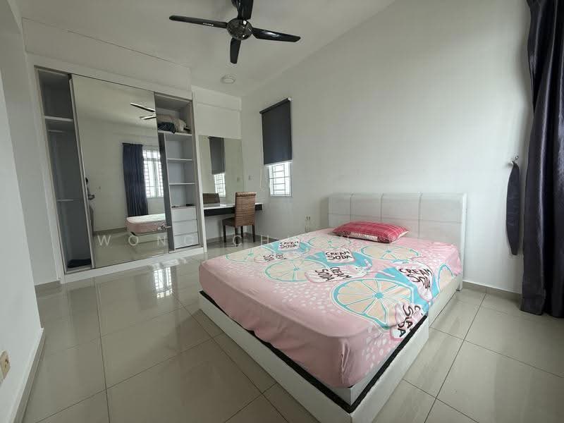 Condominium for Sale at Fairway Suites - Wong Chuan Wei - Bedroom - PropertyGuru.com.my