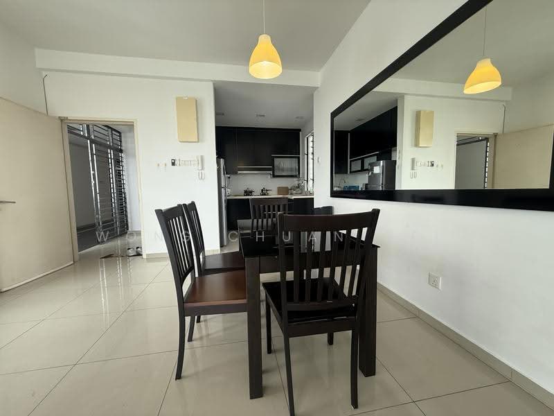 Condominium for Sale at Fairway Suites - Wong Chuan Wei - Kitchen - PropertyGuru.com.my
