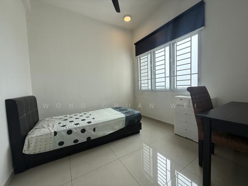 Condominium for Sale at Fairway Suites - Wong Chuan Wei - Bedroom - PropertyGuru.com.my