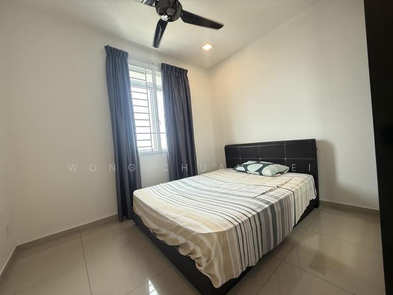 Condominium for Sale at Fairway Suites - Wong Chuan Wei - Bedroom - PropertyGuru.com.my