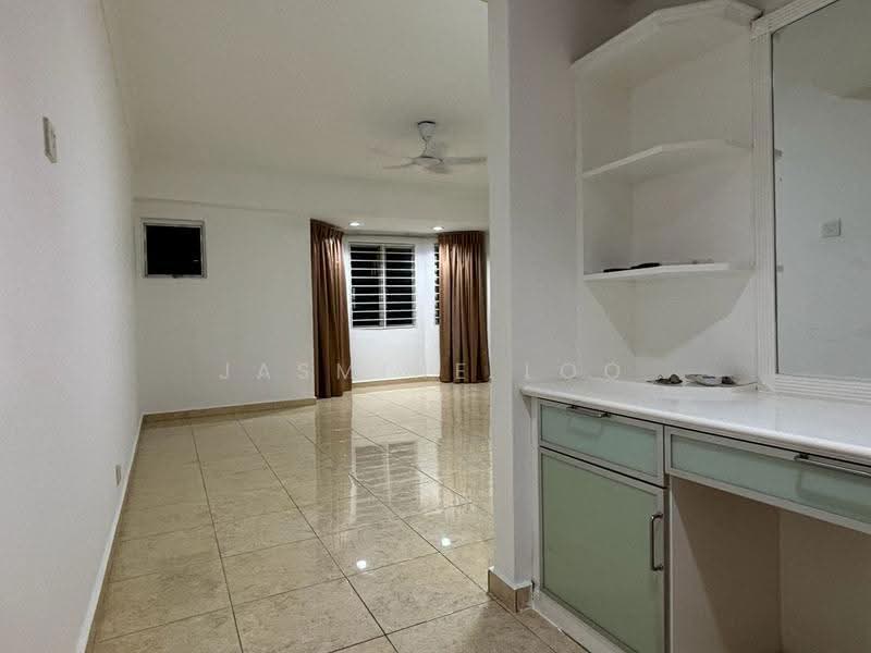 Kondominium untuk Dijual di Shang Villa - Jasmine Loo - Living Room - PropertyGuru.com.my