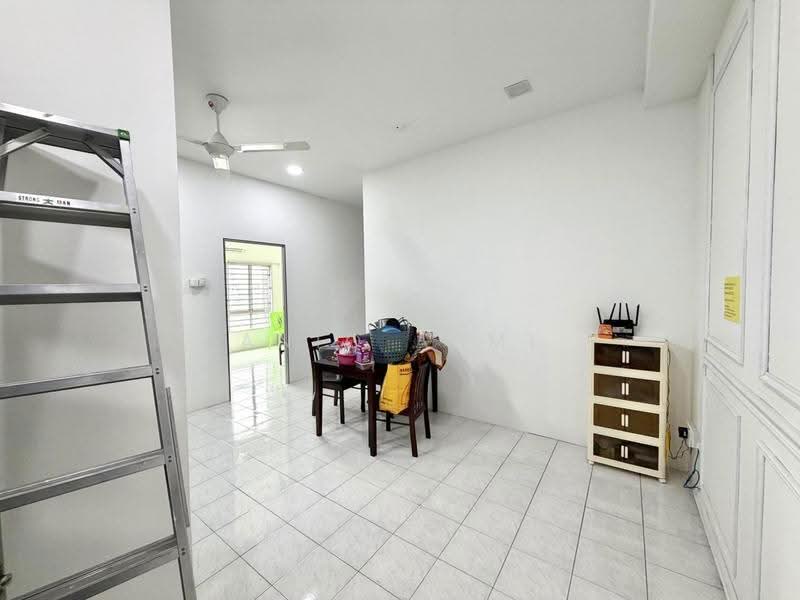 Apartment for Sale at Villa Tropika - Aniq Azmi - Living Room - PropertyGuru.com.my