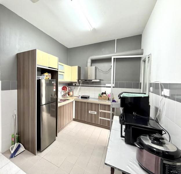 Apartment for Sale at Villa Tropika - Aniq Azmi - Kitchen - PropertyGuru.com.my
