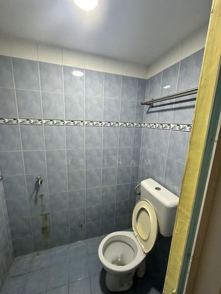 Semi-Detached House for Sale in Johor Bahru (Johor) - Ms Tham - Bathroom - PropertyGuru.com.my
