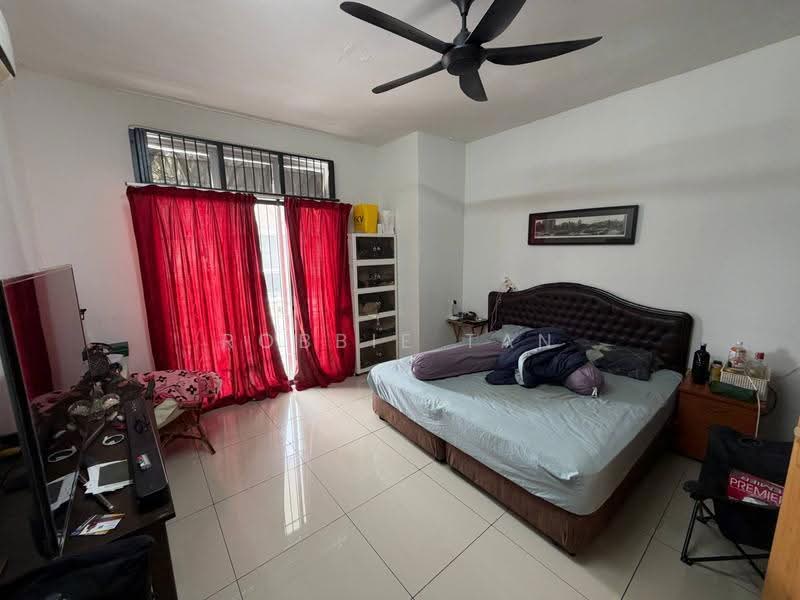 Rumah Teres 2-Tingkat untuk Dijual di Taman Nusa Idaman (Iskandar Puteri (Nusajaya)) - Robbie Tan - Bedroom - PropertyGuru.com.my