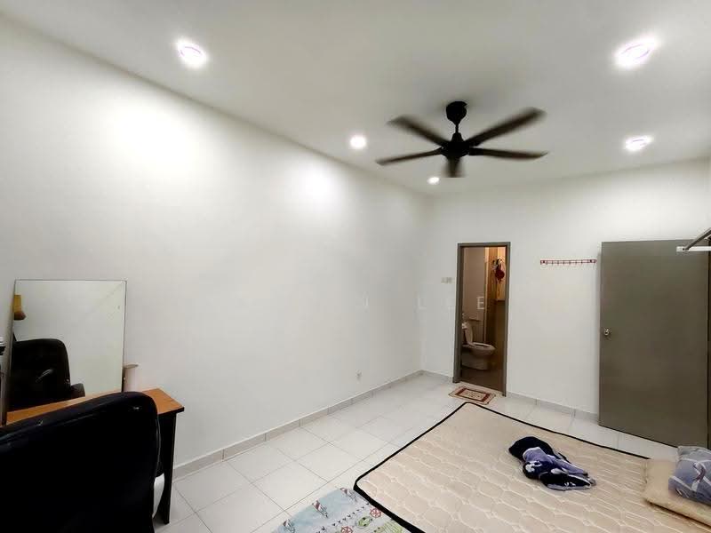 Service Residence for Sale at Jentayu Residensi @ Tampoi - Calvin Lee - PropertyGuru.com.my