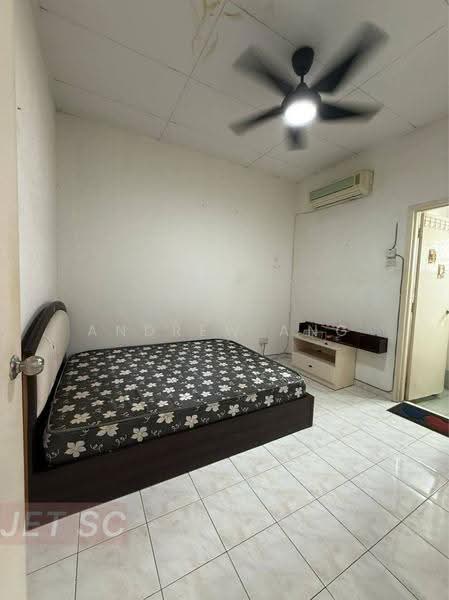 Rumah Teres 2-Tingkat untuk Disewa di Bandar Puteri Klang (Klang) - Andrew Ang - Bedroom - PropertyGuru.com.my