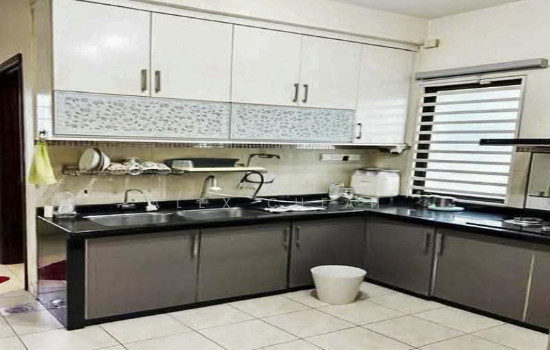 3-storey Terraced House for Sale in Taman Desa Green (Jelutong) - Alex Cheah - Kitchen - PropertyGuru.com.my