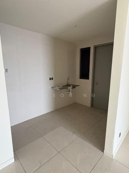 Kediaman Servis untuk Dijual di The Era @ Duta North - Benson Ng - Kitchen - PropertyGuru.com.my