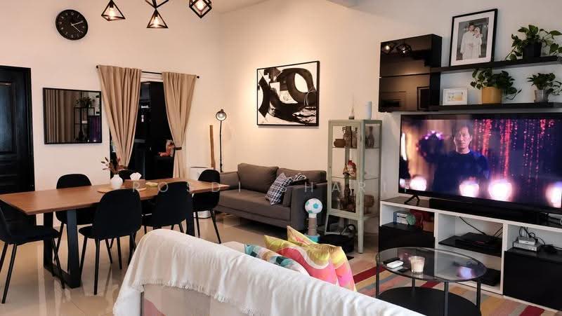 Terraced House for Sale in Sungai Buloh (Selangor) - Rosdi Sharif - Living Room - PropertyGuru.com.my