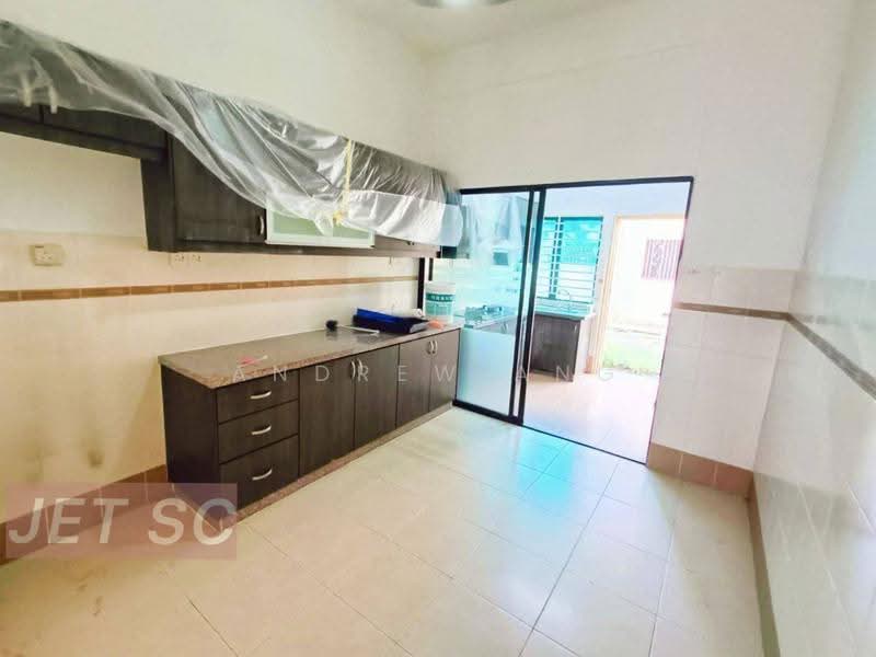 Rumah Teres 2-Tingkat untuk Disewa di Bandar Puteri Klang (Klang) - Andrew Ang - Kitchen - PropertyGuru.com.my