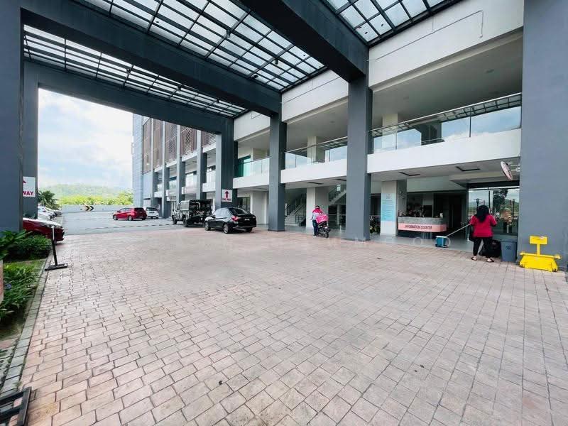 Kediaman Servis untuk Dijual di Ayuman Suites - Arbain Mahmood - Exterior - PropertyGuru.com.my