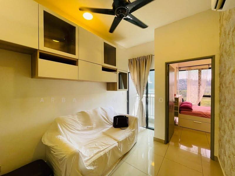 Kediaman Servis untuk Dijual di Ayuman Suites - Arbain Mahmood - Living Room - PropertyGuru.com.my