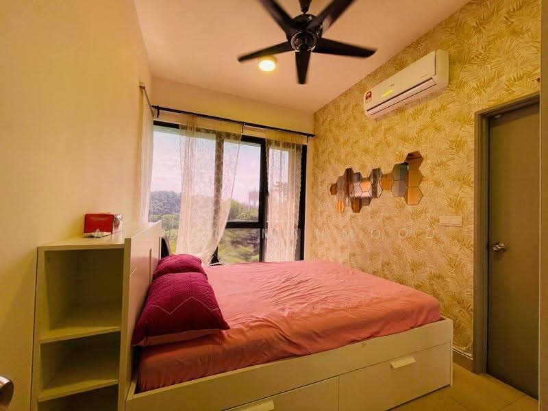 Kediaman Servis untuk Dijual di Ayuman Suites - Arbain Mahmood - Bedroom - PropertyGuru.com.my