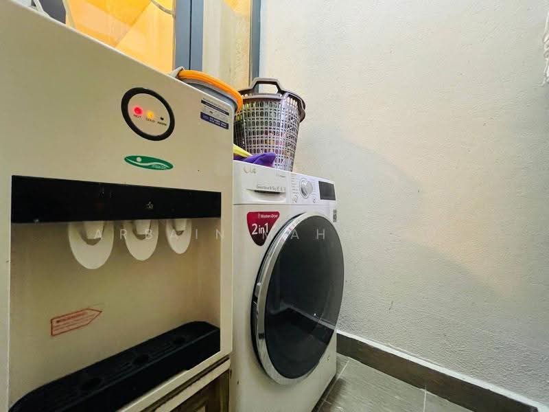 Kediaman Servis untuk Dijual di Ayuman Suites - Arbain Mahmood - Interior - PropertyGuru.com.my
