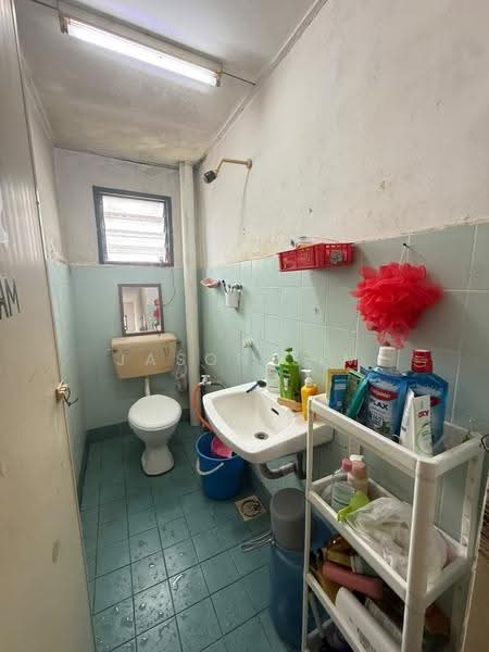2-storey Terraced House for Sale in Taman Cahaya Masai (Pasir Gudang) - Jason Sim - Bathroom - PropertyGuru.com.my