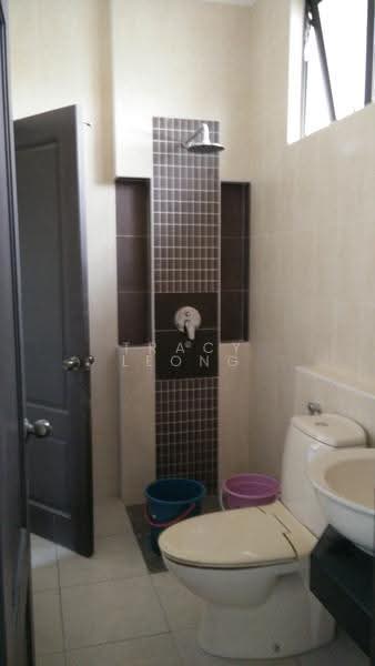 Bungalow House for Sale in Bandar Kinrara Seksyen 9 (Bandar Kinrara) - Tracy Leong - Bathroom - PropertyGuru.com.my