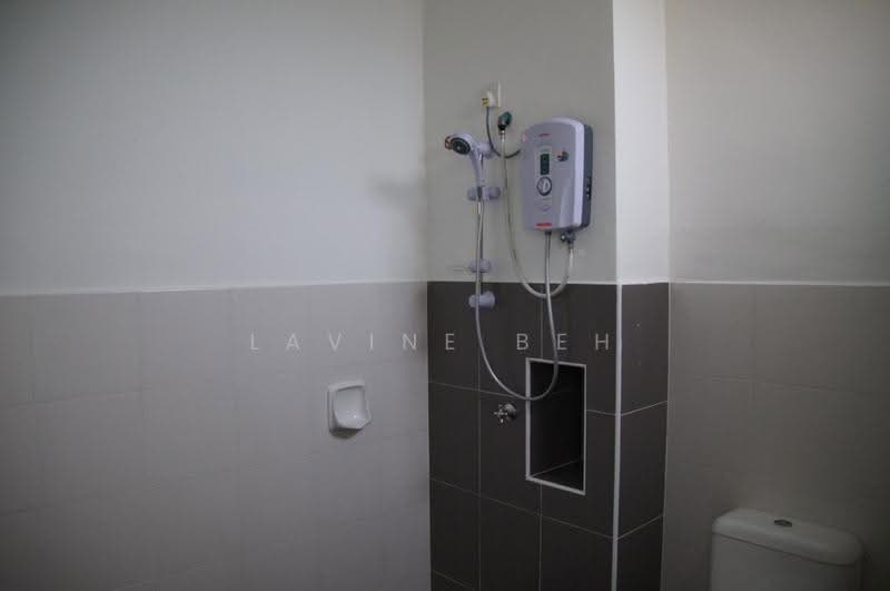 2-storey Terraced House for Rent in Setia Tropika (Johor Bahru) - Lavine Beh - Bathroom - PropertyGuru.com.my