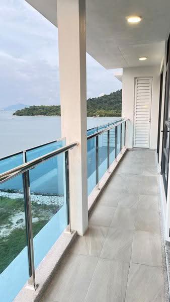 Kondominium untuk Disewa di Queens Residences Q2 @ Queens Waterfront - Xinnee . - Balcony - PropertyGuru.com.my