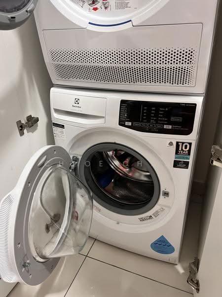 Service Residence for Rent at Millerz Square Serviced Residence - Chloe Chan - PropertyGuru.com.my