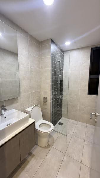 Service Residence for Rent at Millerz Square Serviced Residence - Chloe Chan - Bathroom - PropertyGuru.com.my