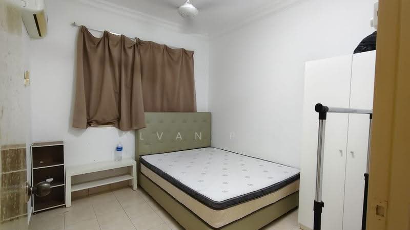 Kondominium untuk Dijual di Koi Tropika - Alvan Poh - Bedroom - PropertyGuru.com.my