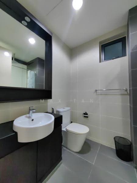 Kediaman Servis untuk Dijual di Tropicana Avenue - Max Tan - Bathroom - PropertyGuru.com.my