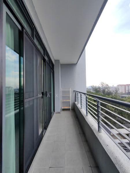 Kediaman Servis untuk Dijual di Tropicana Avenue - Max Tan - Balcony - PropertyGuru.com.my