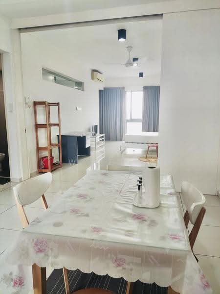 Kediaman Servis untuk Disewa di Latitud 3 - Kow Tze Fui - Dining Room - PropertyGuru.com.my