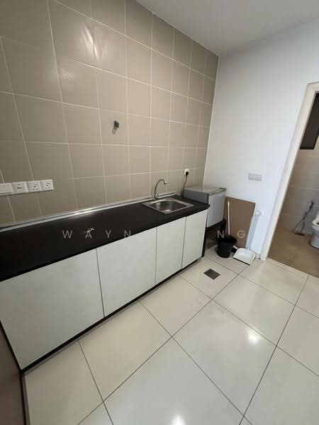 Kediaman Servis untuk Disewa di Icon Residenz 1 @ Icon City - Wayne Yong - Kitchen - PropertyGuru.com.my