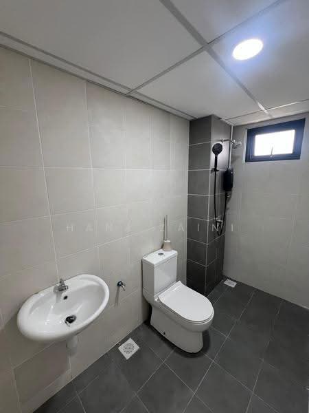Kondominium untuk Disewa di Residensi KLIA - Hana Zaini - Bathroom - PropertyGuru.com.my