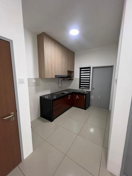 Kondominium untuk Disewa di Residensi KLIA - Hana Zaini - Kitchen - PropertyGuru.com.my