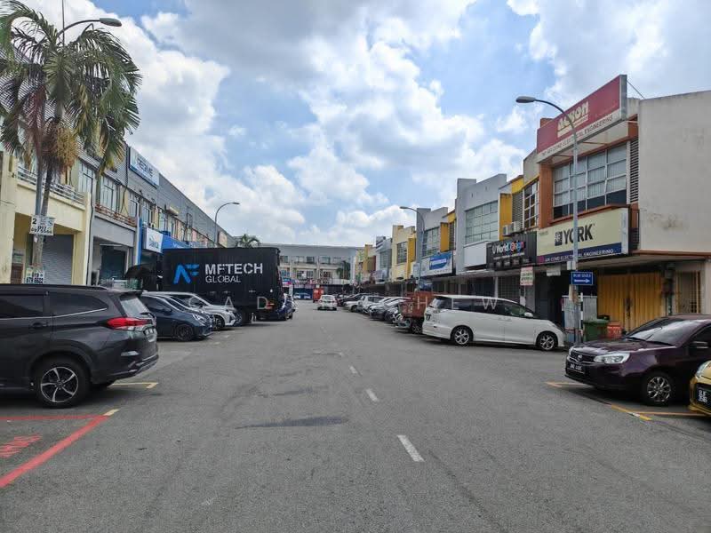 Kedai / Pejabat untuk Dijual di Port Klang (Pelabuhan Klang) (Selangor) - Caden Chew - Exterior - PropertyGuru.com.my