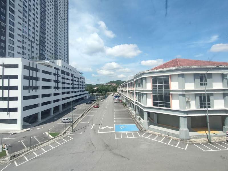 Shop for Rent in Sepang (Selangor) - HL Lau - Exterior - PropertyGuru.com.my