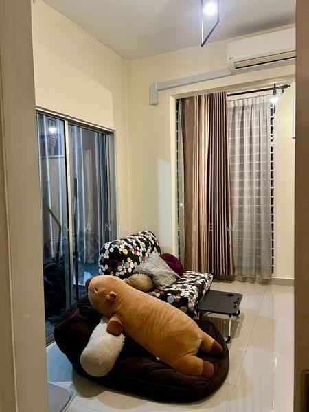 3-storey Terraced House for Sale in Taman Sri Putra Mas (Sungai Buloh) - Mandy Liew - Living Room - PropertyGuru.com.my