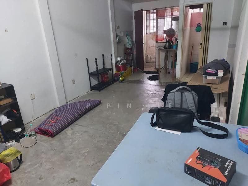 Flat for Sale at Gugusan Kemboja - Lip Pin Lee - Interior - PropertyGuru.com.my