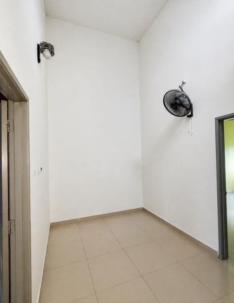 Rumah Teres 2-Tingkat untuk Dijual di Taman Bukit Jelutong (Mantin) - Fakhrul Imlan - Interior - PropertyGuru.com.my