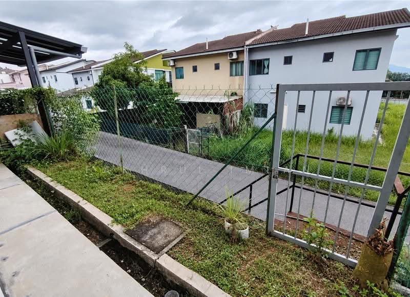 Rumah Teres 2-Tingkat untuk Dijual di Taman Bukit Jelutong (Mantin) - Fakhrul Imlan - Exterior - PropertyGuru.com.my