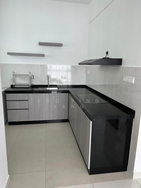 Kediaman Servis untuk Dijual di Greenfield Residence - Koo Ying Kang - Kitchen - PropertyGuru.com.my