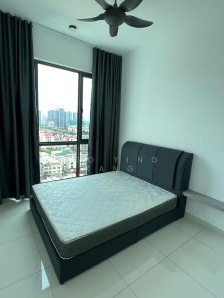 Kediaman Servis untuk Dijual di Greenfield Residence - Koo Ying Kang - Bedroom - PropertyGuru.com.my