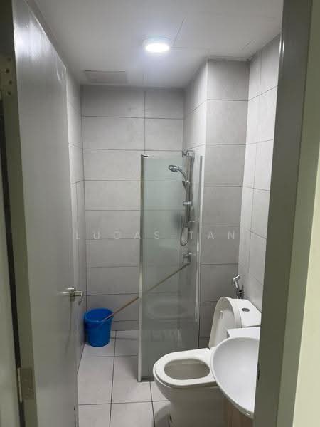 Kediaman Servis untuk Disewa di Sinaran @ Utropolis - Lucas Tan - Bathroom - PropertyGuru.com.my