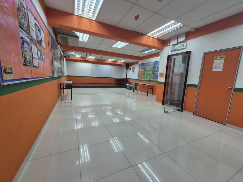 Office for Rent in Taman Merdeka Permai (Batu Berendam) - Ann Lim - Interior - PropertyGuru.com.my