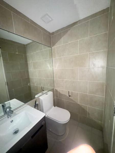 Service Residence for Sale at Residensi Estetik 8 (Est8) - Kelvin Ng - Bathroom - PropertyGuru.com.my